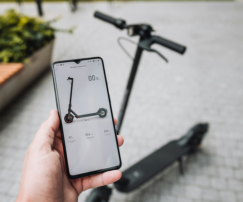 collect AI data running person